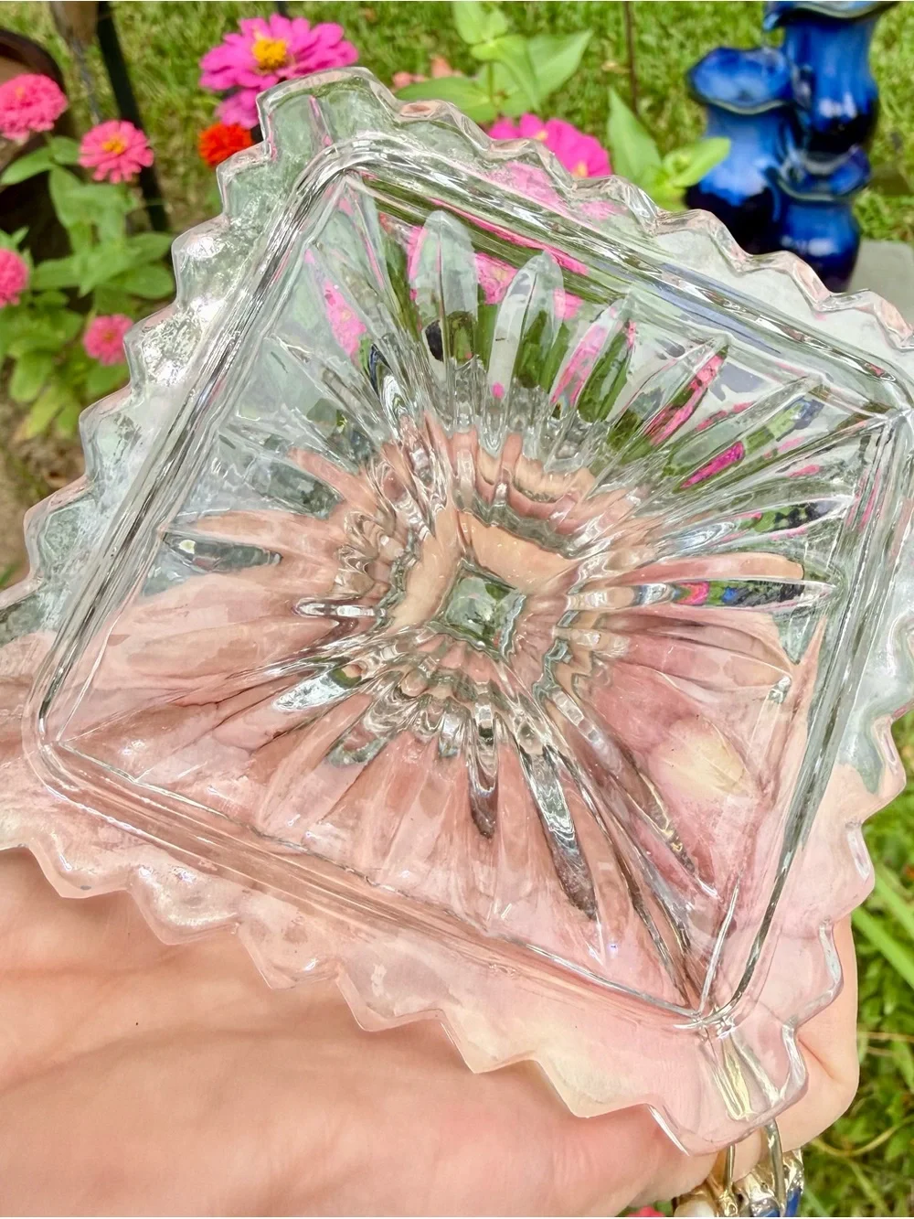 Vintage Rovelli 24% Lead Cut Crystal Ivy Ball with Pedestal - EUC